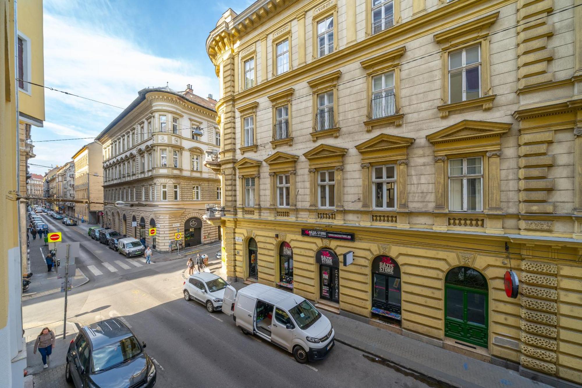 Rakoczi Stylish Entire Apartment Budapest Exterior photo